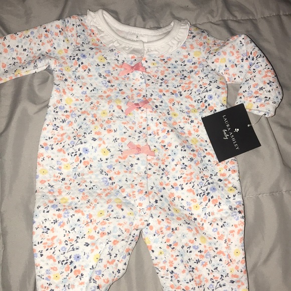 Brand New!!! Floral Onesie! - Picture 1 of 4